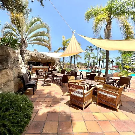 Stunning Views Beside The Beach, Aptartment With Pool דירה לוס ריאלחוס