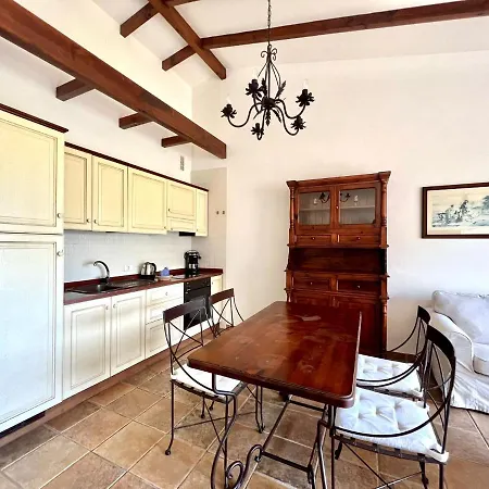 דירה Stunning Views Beside The Beach, Aptartment With Pool *